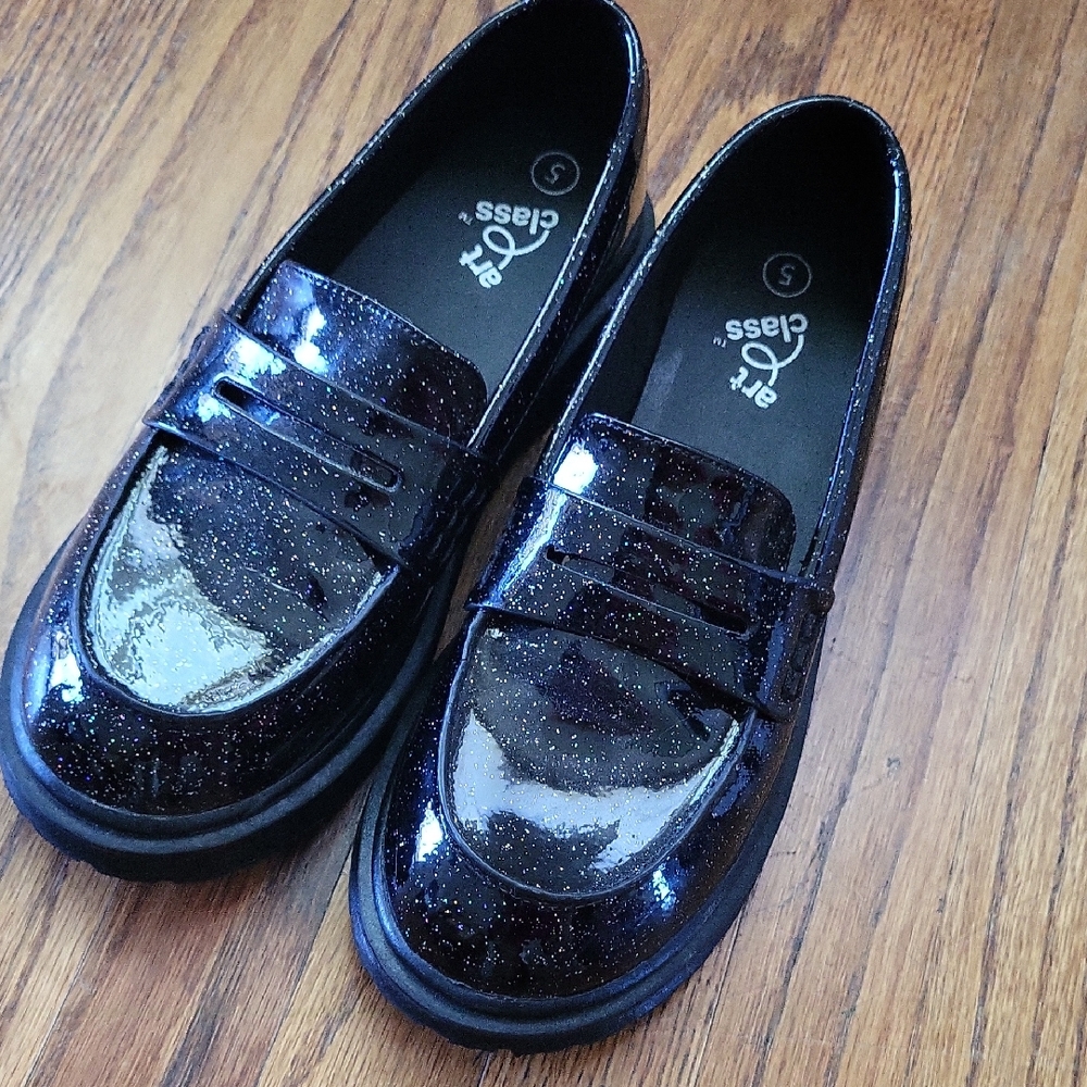 Art Class Kids Shiny Black Dress Shoes